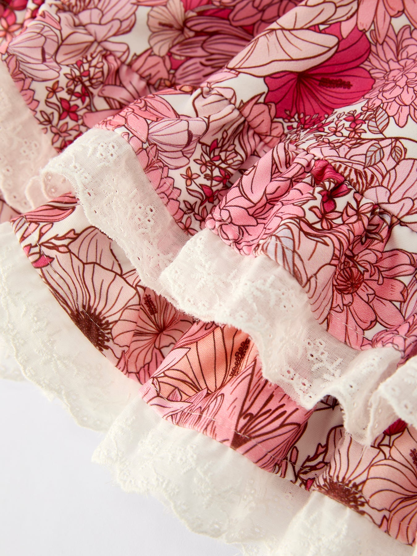 Sweet Floral Pattern Dress with Pockets and Ruffle Hem