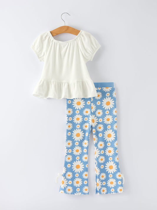 White Top And Daisy-Print Flared Pants Girl's Spring Outfit