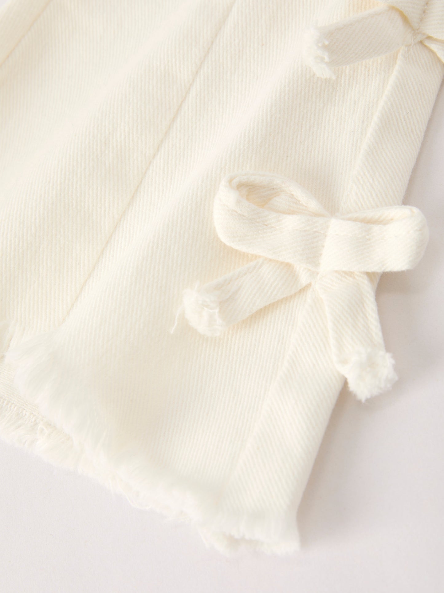 Charming White Denim Pants with Cute Bows