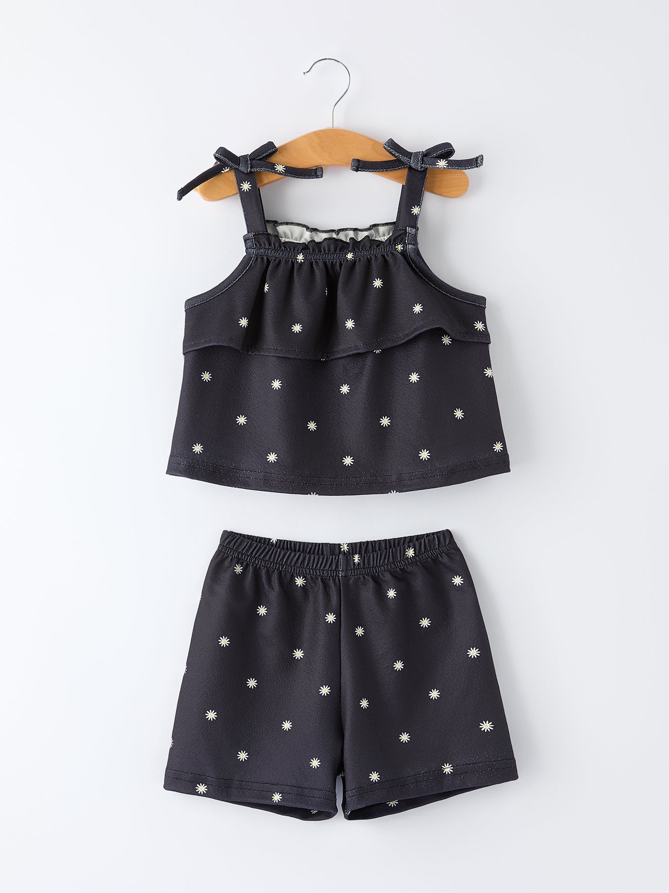 Summer Daisy  Girls Bow Ruffle Set