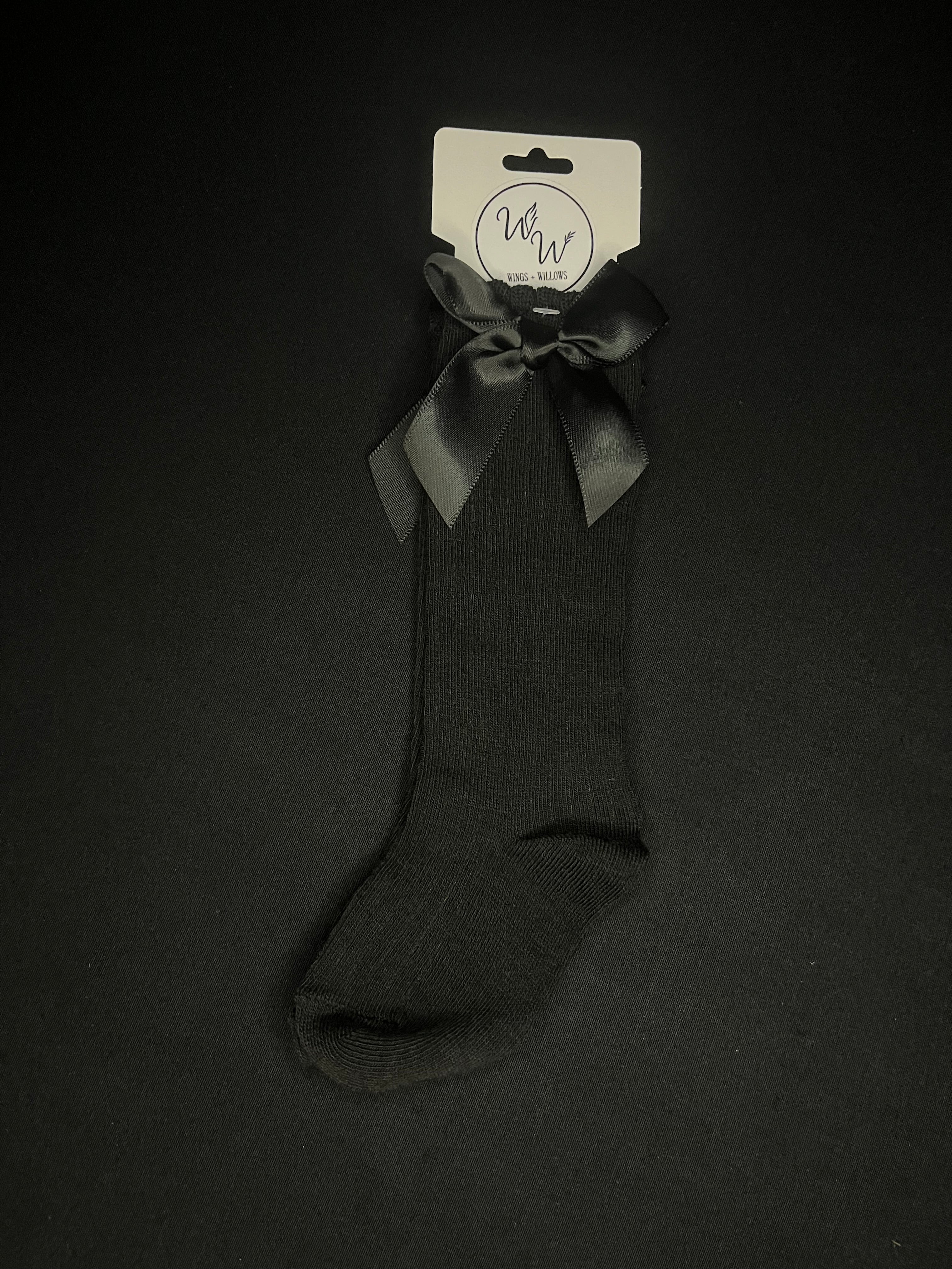 Scalloped Knee High Socks