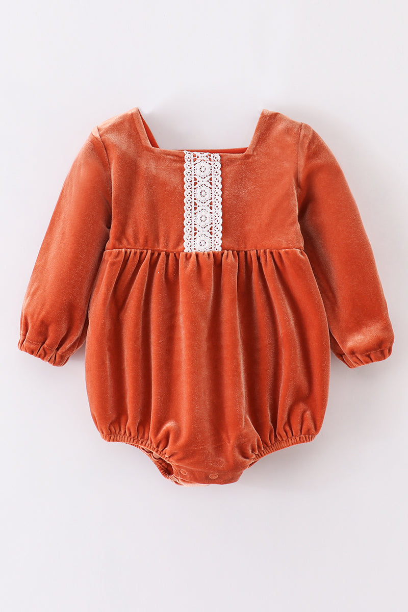 Premium Caramel velvet lace bubble