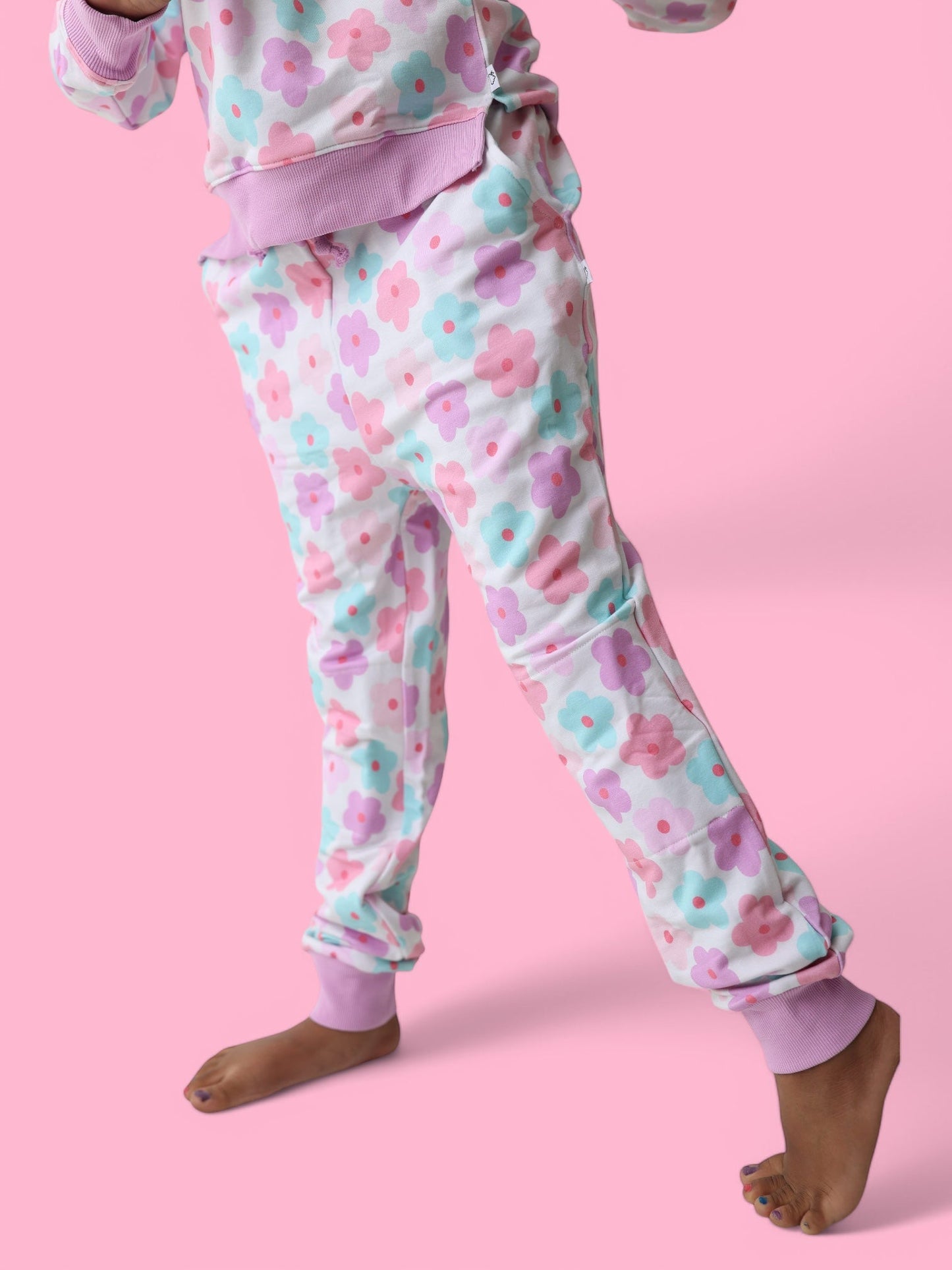 VIOLET FIELDS DREAM JOGGER