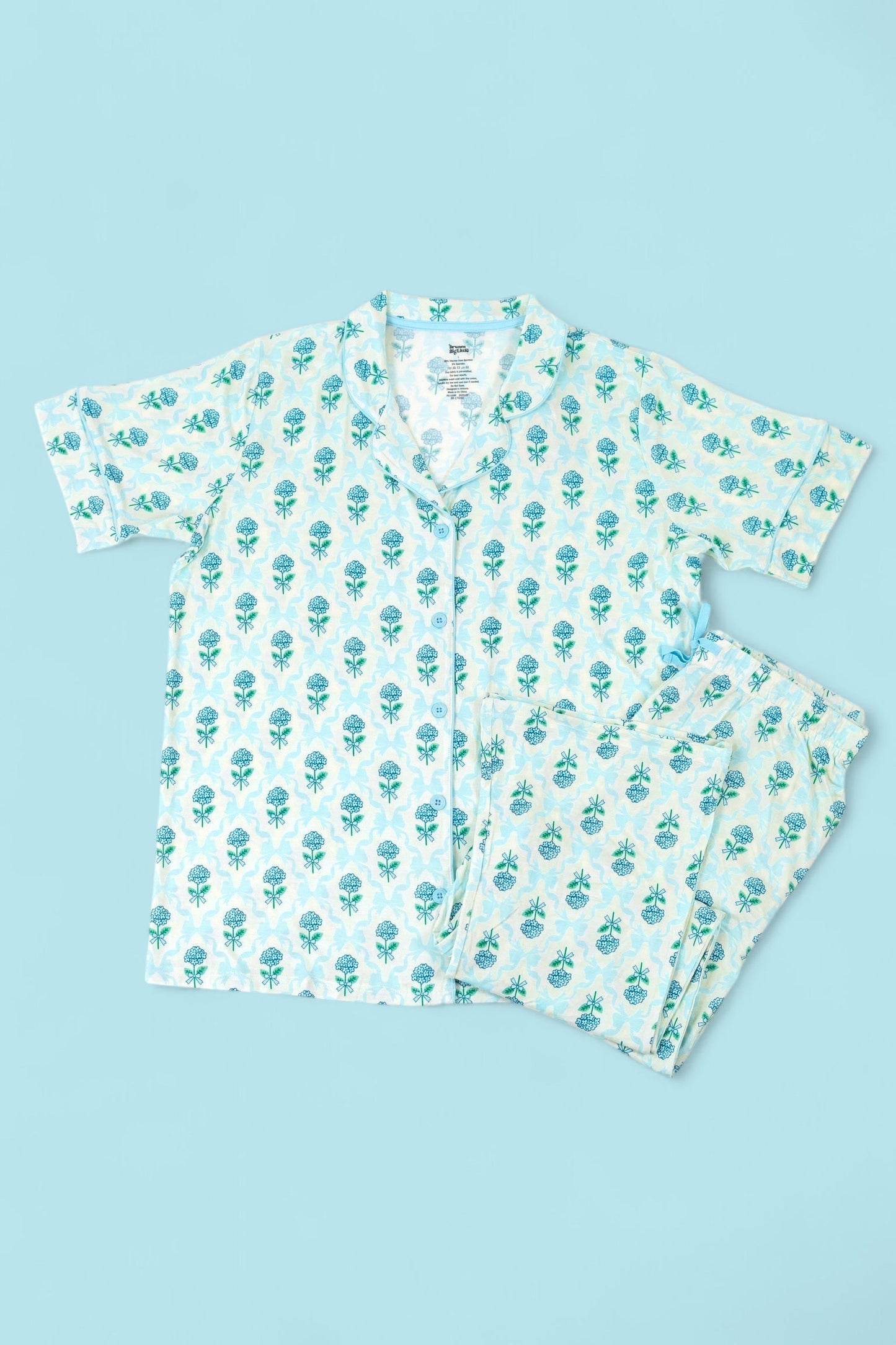 BLUE RIBBON BLOOMS WOMEN’S RELAXED FLARE DREAM SET