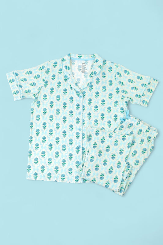 BLUE RIBBON BLOOMS WOMEN’S RELAXED FLARE DREAM SET